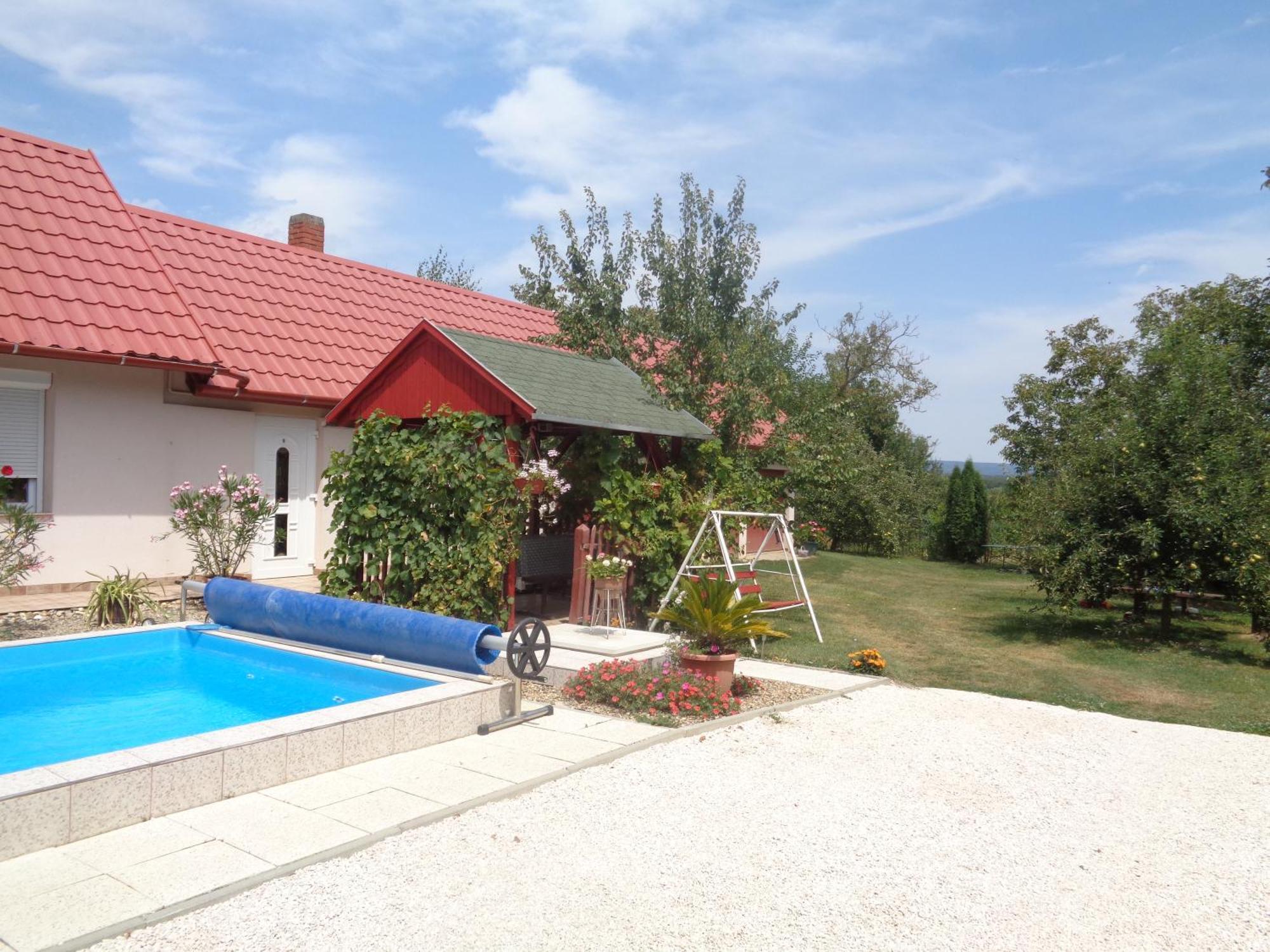 Irénke Vendégház Alsópáhok Exterior foto