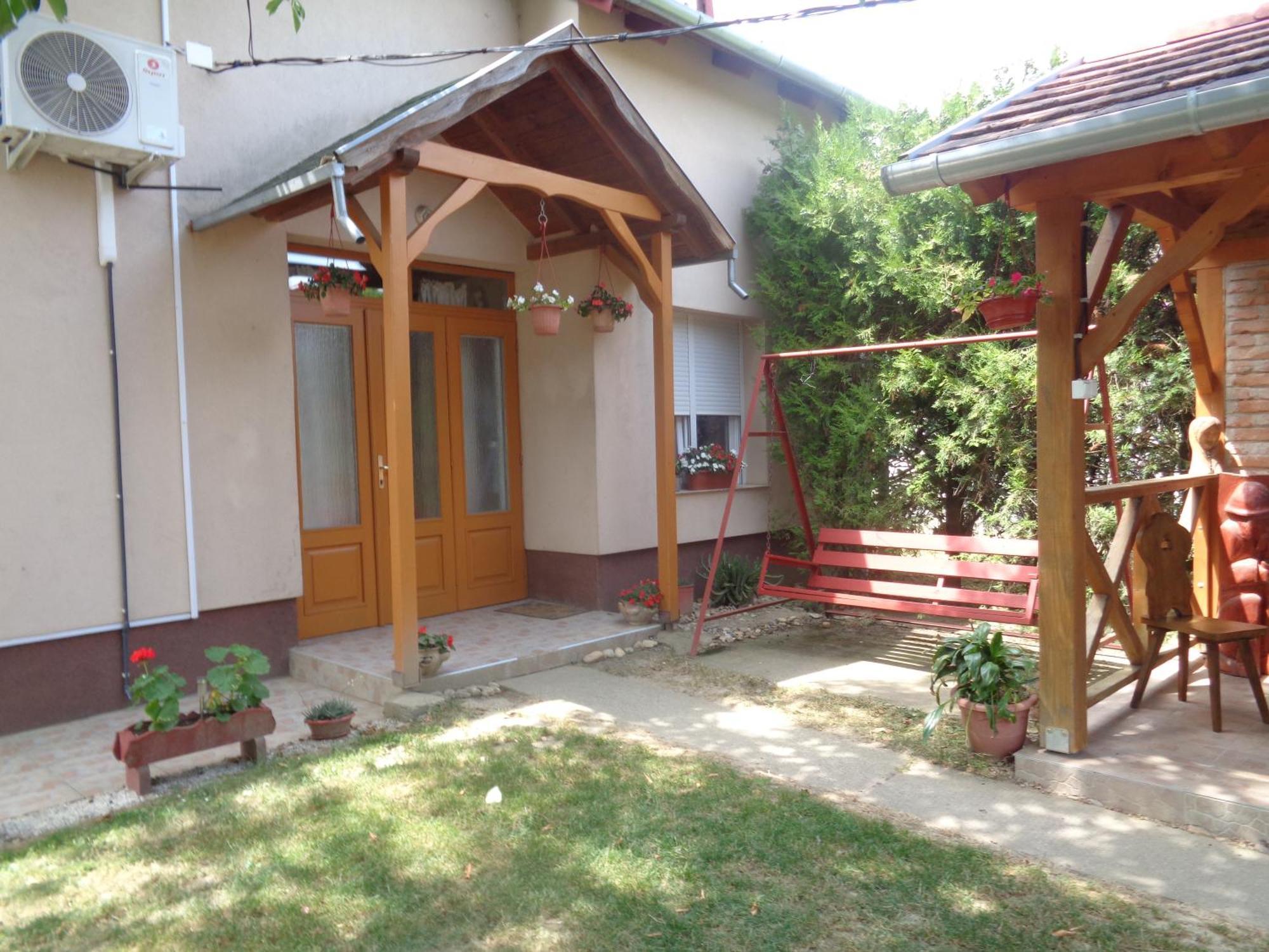 Irénke Vendégház Alsópáhok Exterior foto